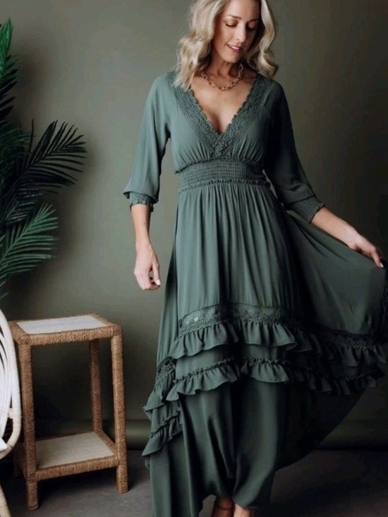 Baltic Born Dresses & Skirts - NWT Baltic Born Women’s Green Pippa Ruffle V-Neck Maxi Dress